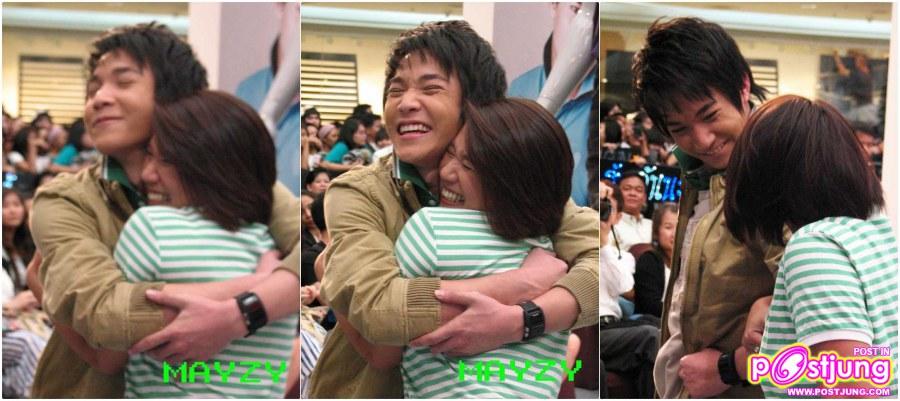 กัน ริท เซน งานเดินแบบ AIIZ 365 Days Love Charity @ Paradise Park