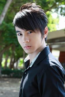 เค้าชอบ พี่นัท ทิววววววว  อิอิ หล่อ