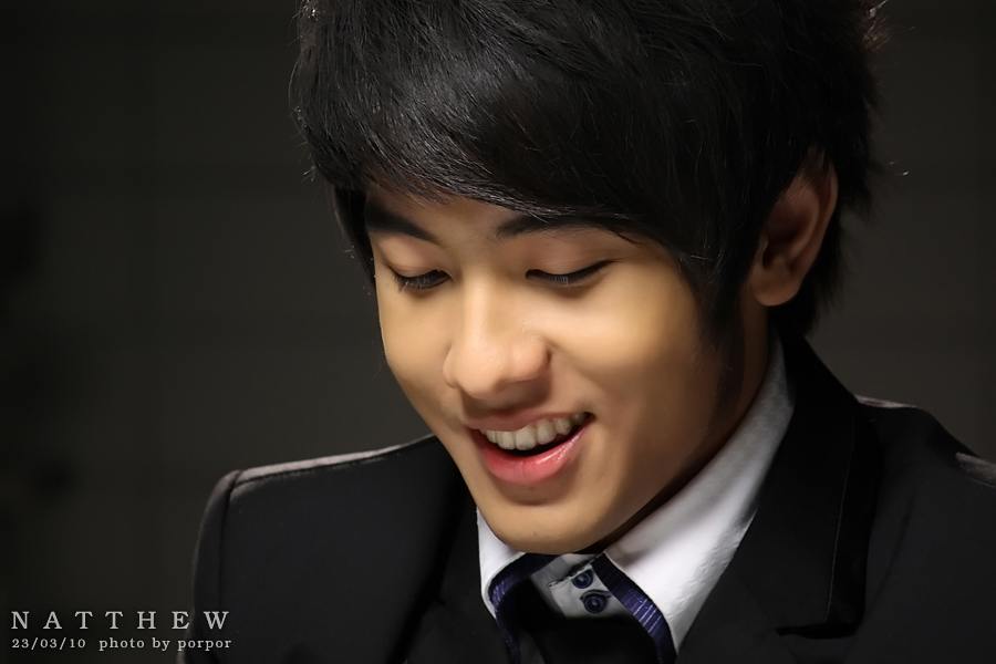 เค้าชอบ พี่นัท ทิววววววว  อิอิ หล่อ