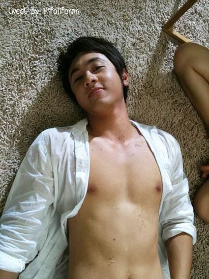 เค้าชอบ พี่นัท ทิววววววว  อิอิ หล่อ