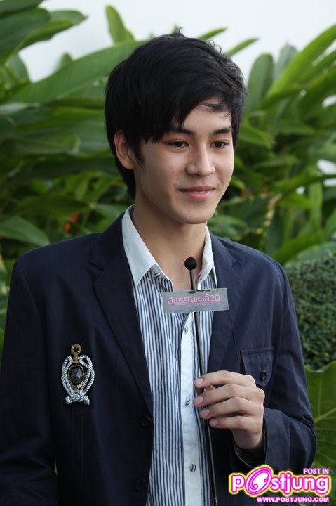 เก้า บันทึกเทปเชิญชวนเข้าร่วมงาน สุพรรณหงส์ ครั้งที่ ๒๐