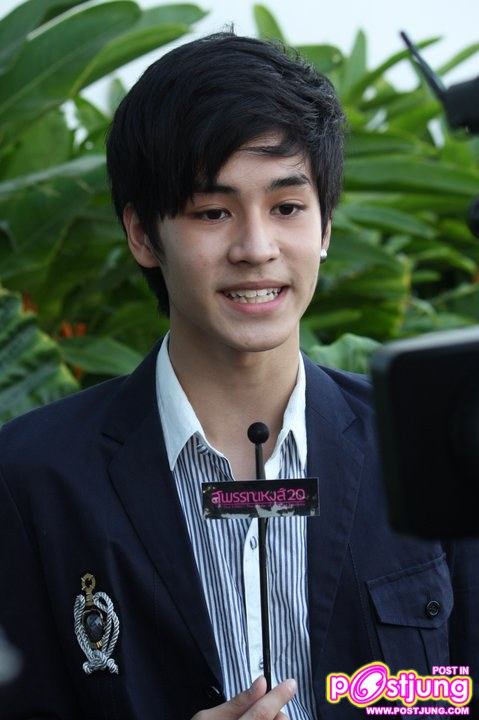 เก้า บันทึกเทปเชิญชวนเข้าร่วมงาน สุพรรณหงส์ ครั้งที่ ๒๐