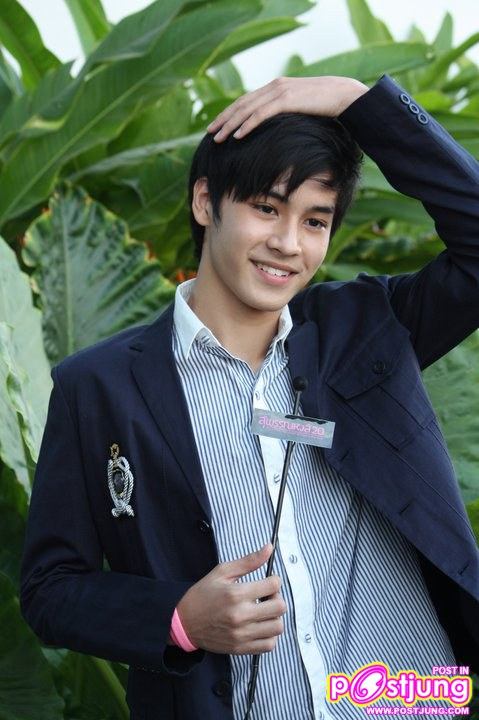 เก้า บันทึกเทปเชิญชวนเข้าร่วมงาน สุพรรณหงส์ ครั้งที่ ๒๐