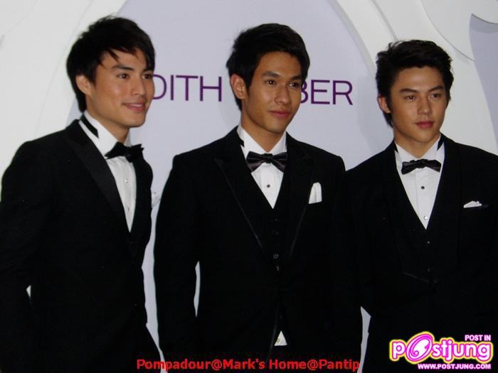 หมาก อ๋อม นาวินต้าร์ เดินแบบงานThe Legacy of Judith Leiber