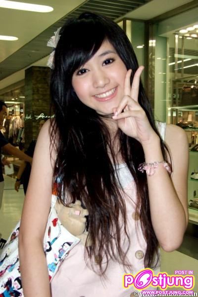 พี่พิม SWEE D...  เธอมาพร้อมความน่ารัก