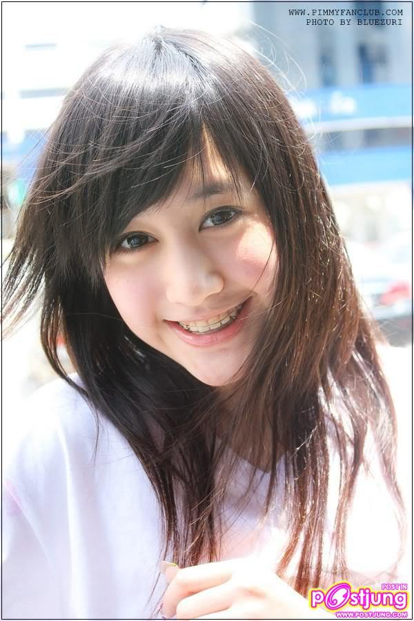 พี่พิม SWEE D...  เธอมาพร้อมความน่ารัก