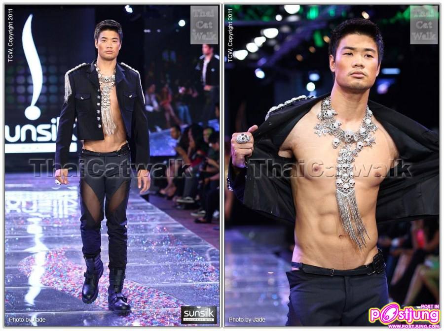 ภาพงาน Sunsilk The Perfect Co-Creations RunwayCrystal Runway กลางแม่น้ำเจ้าพระยา