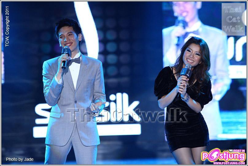 ภาพงาน Sunsilk The Perfect Co-Creations RunwayCrystal Runway กลางแม่น้ำเจ้าพระยา