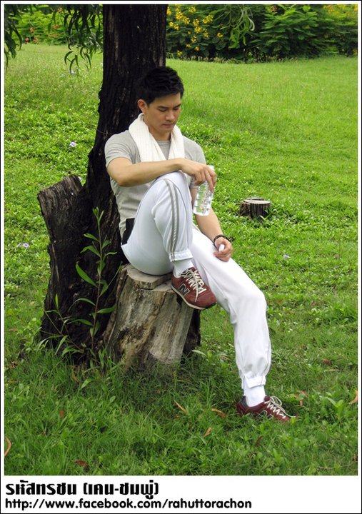 เคน ชมพู่ กับรหัสทรชนฉายที่ประเทศจีน