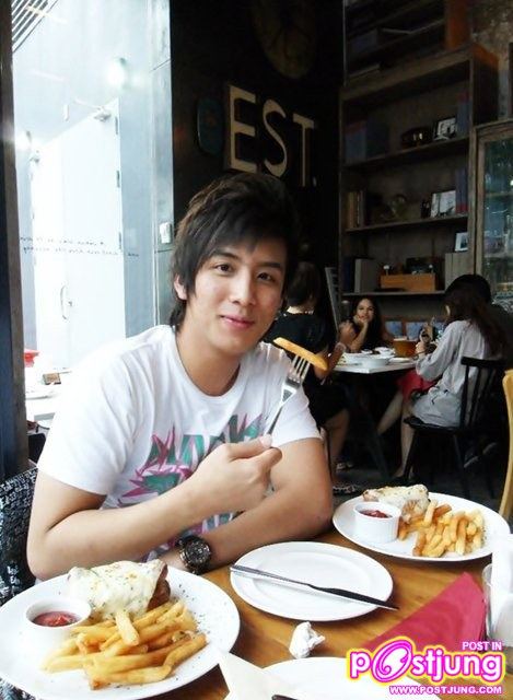 ขวัญ ชวิน ผู้เข้าประกวดThe star7(ตัวแทนภาคอีสาน)