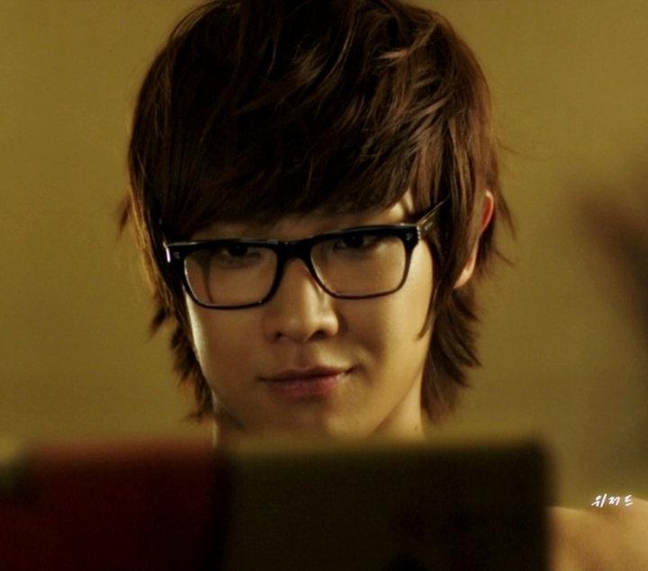 Lee  Joon