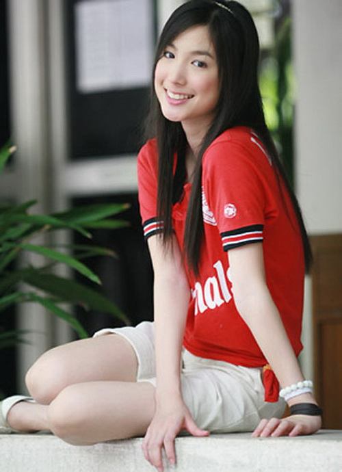 นางเอกน้องใหม่ แห่ง เอ็กซ์แซก