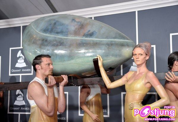Lady Gaga @ งานGrammy Awards 2011 ครั้งที่ 53