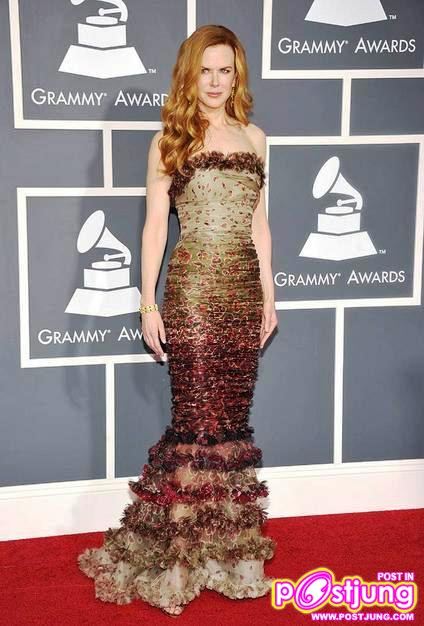 GRAMMY 2011 RED CARPET GOWNS
