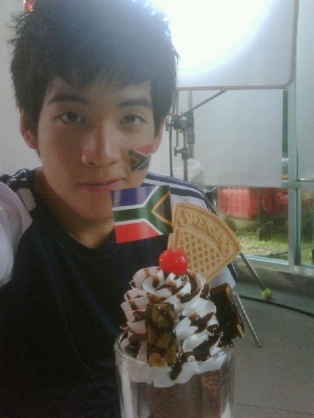 หนังเรื่อง "รัก" An Ordinary Love Story
