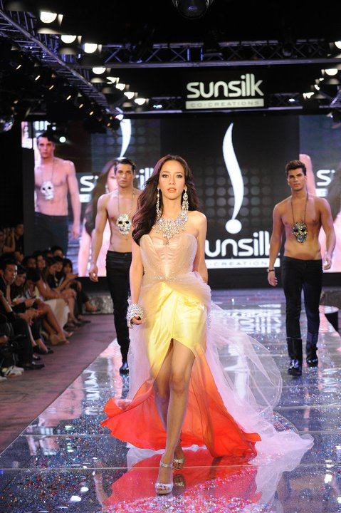 อั้ม พัชราภา ใน Sunsilk The Perfect Co-Creations Runway