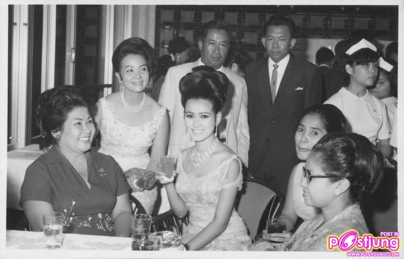 ภาพ เก่าๆ คมชัด ป้าปุ๊ก อาภัสรา