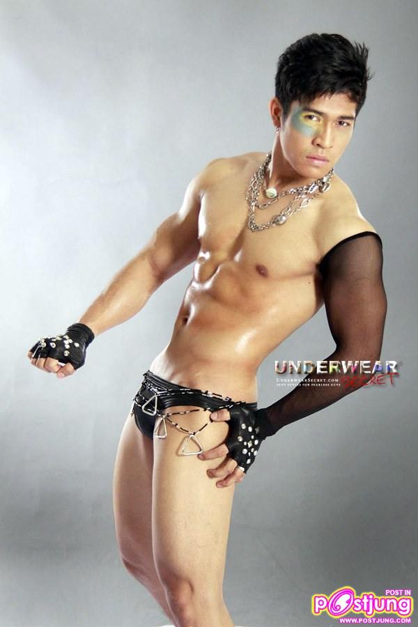 นายแบบกับการถ่ายแบบกางเกงในหนัง!!!