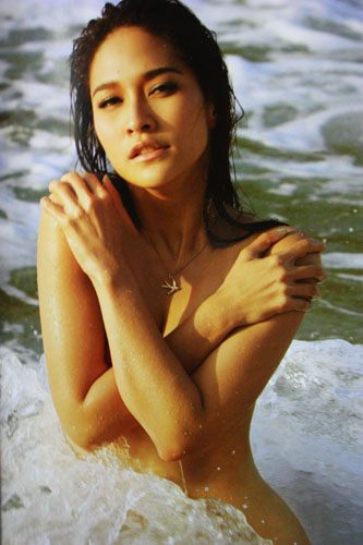 พลอย เฌอมาลย์ @IN SPECIAL vol.1 no.1 February 2011