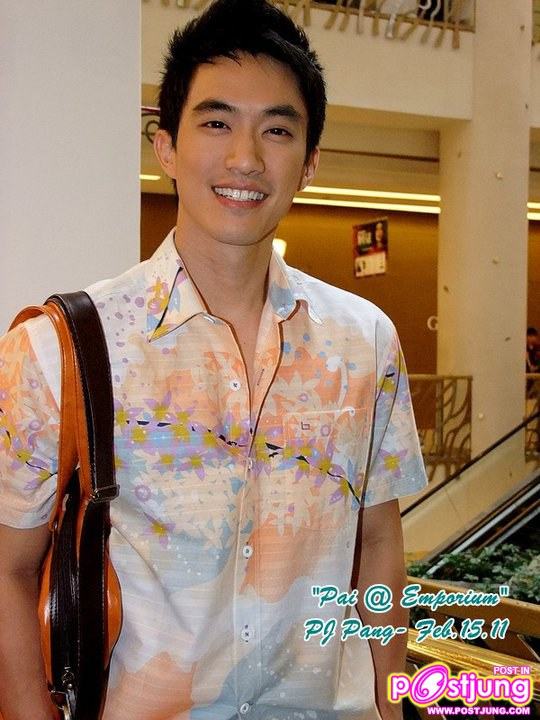 ไผ่ พาทิศ -นิว วงศกร- เป้ อารักษ์- เมย์ พิชญ์นาฏ งานThe Colors of TROPICAL Bowling