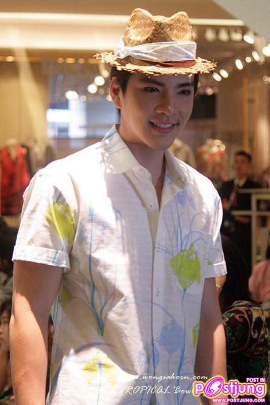 ไผ่ พาทิศ -นิว วงศกร- เป้ อารักษ์- เมย์ พิชญ์นาฏ งานThe Colors of TROPICAL Bowling