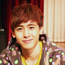 Nichkhun  แห่งวง 2PM