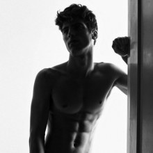 หนุ่มเซ็กซี่ เบาๆ