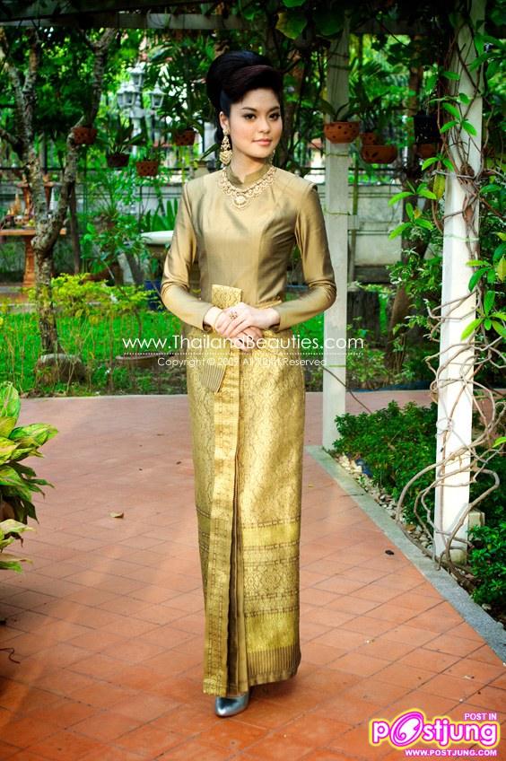 ชุดไทยสวยๆค่ะ
