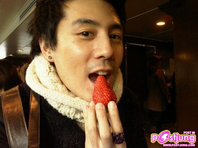 โดม & คุณแม่...Pioneer Tokyo Trip