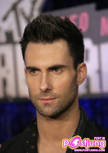 Adam maroon 5