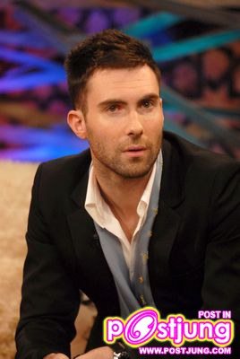 Adam maroon 5