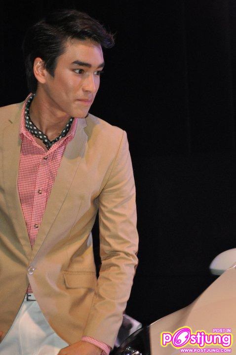 เป้ อารักษ์ & ณเดชน์ คูกิมิยะ 2 พรีเซนเตอร์ Mazda2