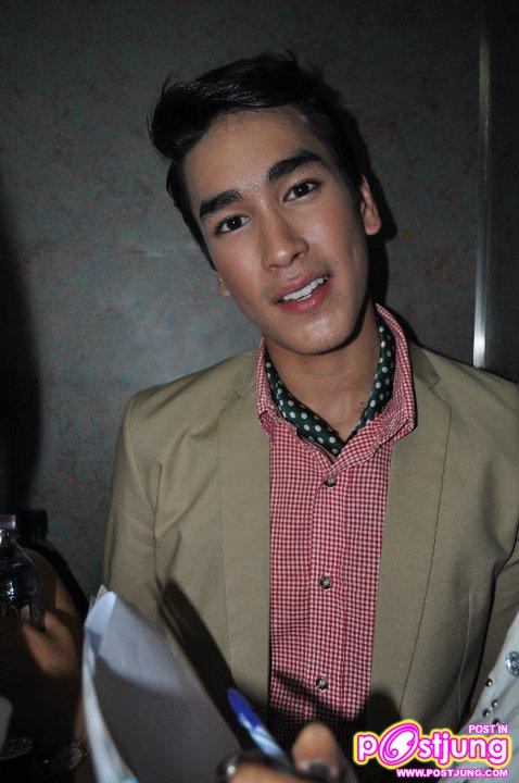 เป้ อารักษ์ & ณเดชน์ คูกิมิยะ 2 พรีเซนเตอร์ Mazda2