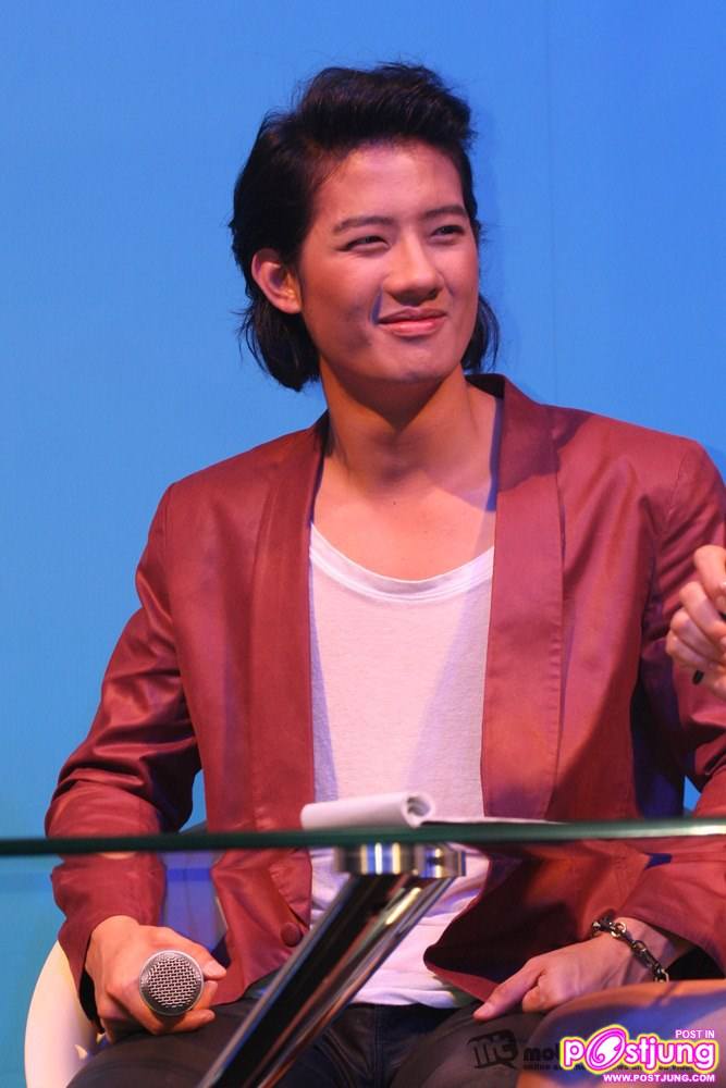 เป้ อารักษ์ & ณเดชน์ คูกิมิยะ 2 พรีเซนเตอร์ Mazda2