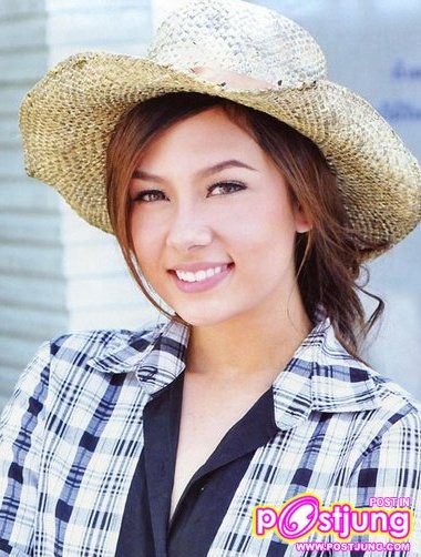 หมี่กรอบ บันไดดอกรัก (แซมมี่ ปัณฑิตา)