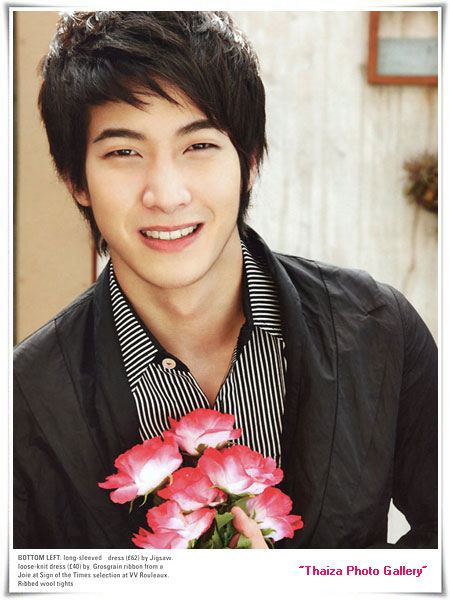 โตโน่ ' พลอยแกมเพชร