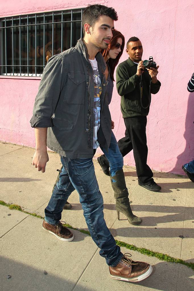 Ashley Greene and Joe Jonas Go Vegan For Lunch