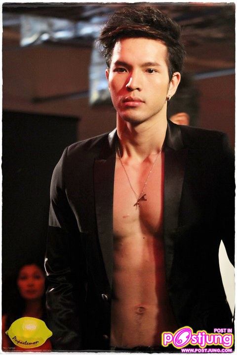 Pic.หมาก เป้ อ๋อม ต้าร์ เคน(ภูภูมิ) ออย.. @NARS More than orgasm Fashion Show