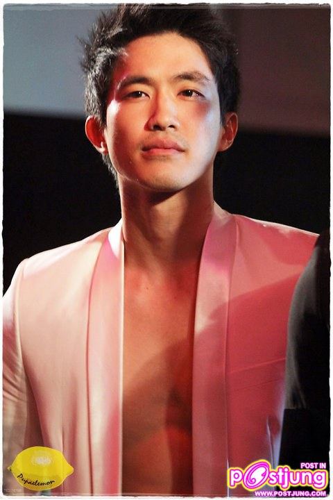 Pic.หมาก เป้ อ๋อม ต้าร์ เคน(ภูภูมิ) ออย.. @NARS More than orgasm Fashion Show