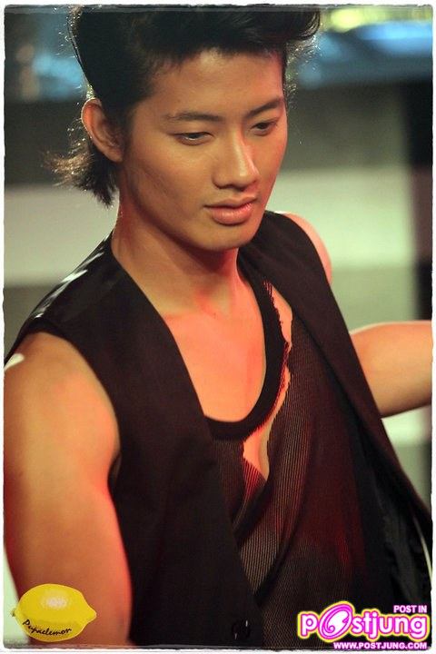 Pic.หมาก เป้ อ๋อม ต้าร์ เคน(ภูภูมิ) ออย.. @NARS More than orgasm Fashion Show