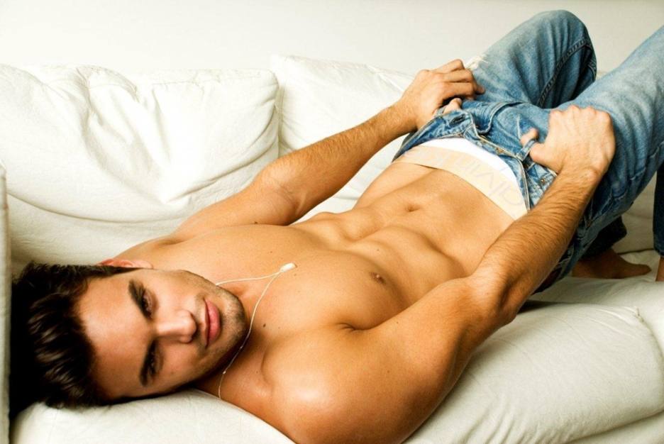 Sexy Male Model Leonardo Corredor (2)