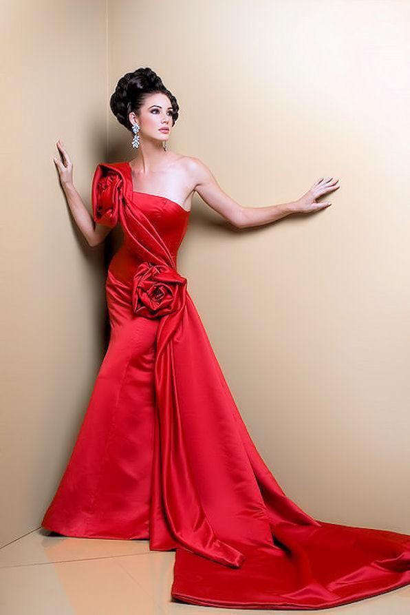 เก็บตก ชุดราตรี MISS UNIVERSE 2010