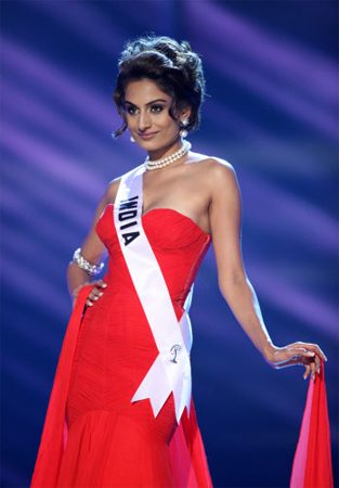 เก็บตก ชุดราตรี MISS UNIVERSE 2010