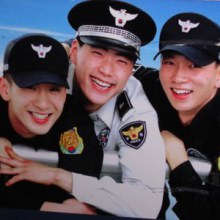 ตำรวจเกาหลี หล่อๆ ทั้งนั้น