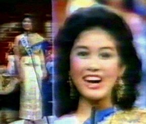 ชุดประจำชาติไทย บนเวทีนางงามจักรวาล แต่ละปี