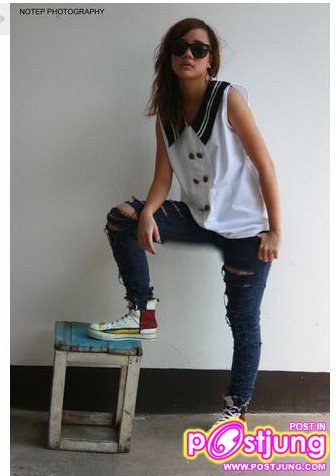 สามารถพูดได้ 3 ภาษาคือ ไทย อังกฤษ อิตาเลี่ยน