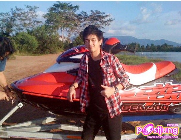 พี่บูม พระเอกmvรักไม่ต้องการเวลา mvคนรอสาย,,หล่อมาก