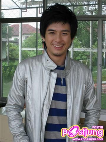 พี่บูม พระเอกmvรักไม่ต้องการเวลา mvคนรอสาย,,หล่อมาก