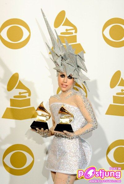 ไม่ใช่ เลดี้ กาก้า คนเดียว ที่ซ่า และ บ้าสุดๆ