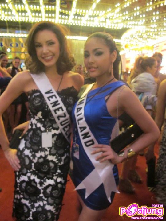 ถ่ายคู่กับ มิสเวเนซูเอลา